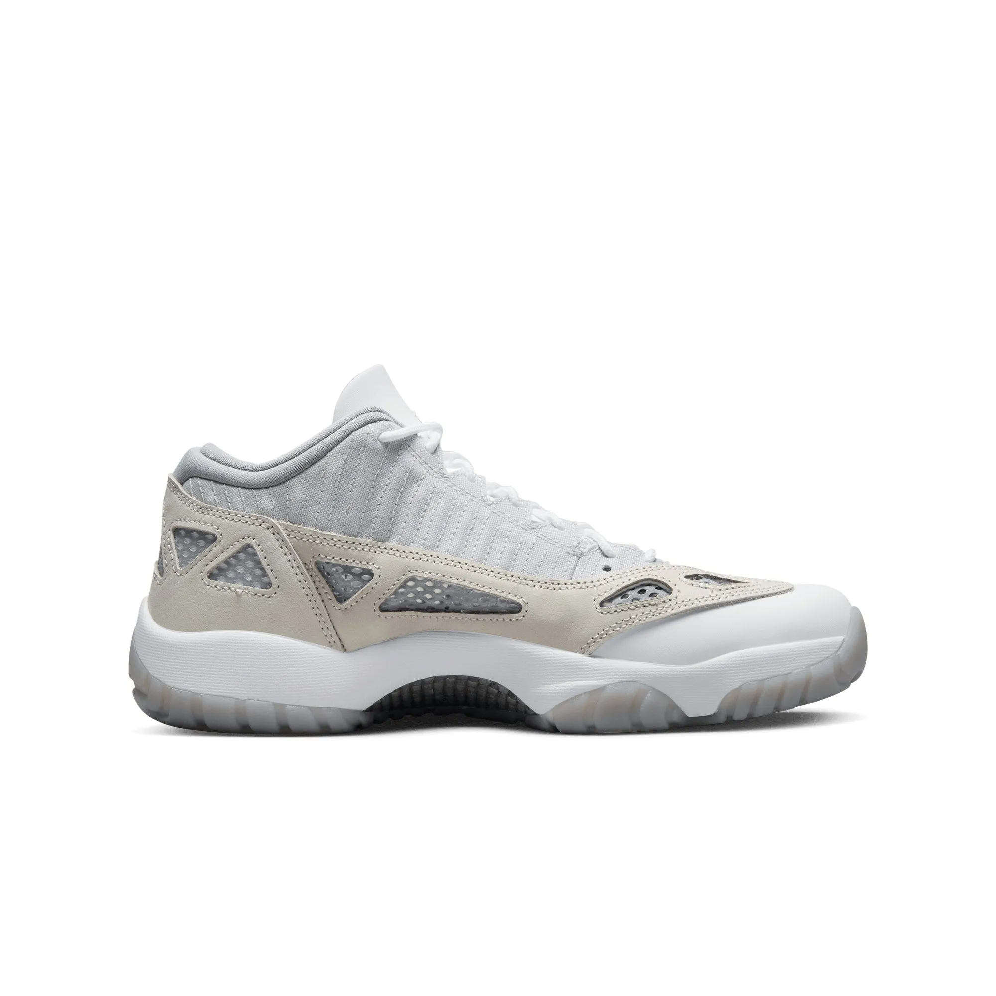 Air Jordan 11 Retro Low IE 'Light Orewood Brown' 919712-102