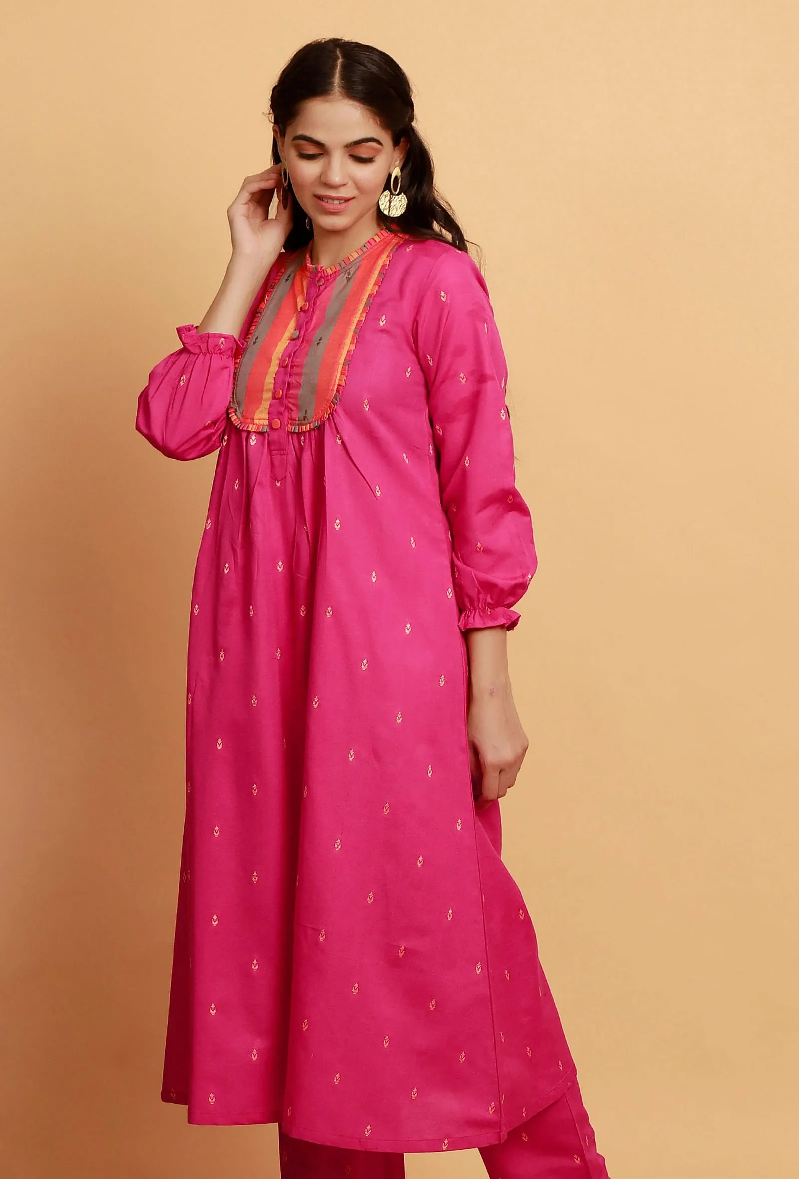 Pink  A-line Cotton Kurta with Puffed sleeves