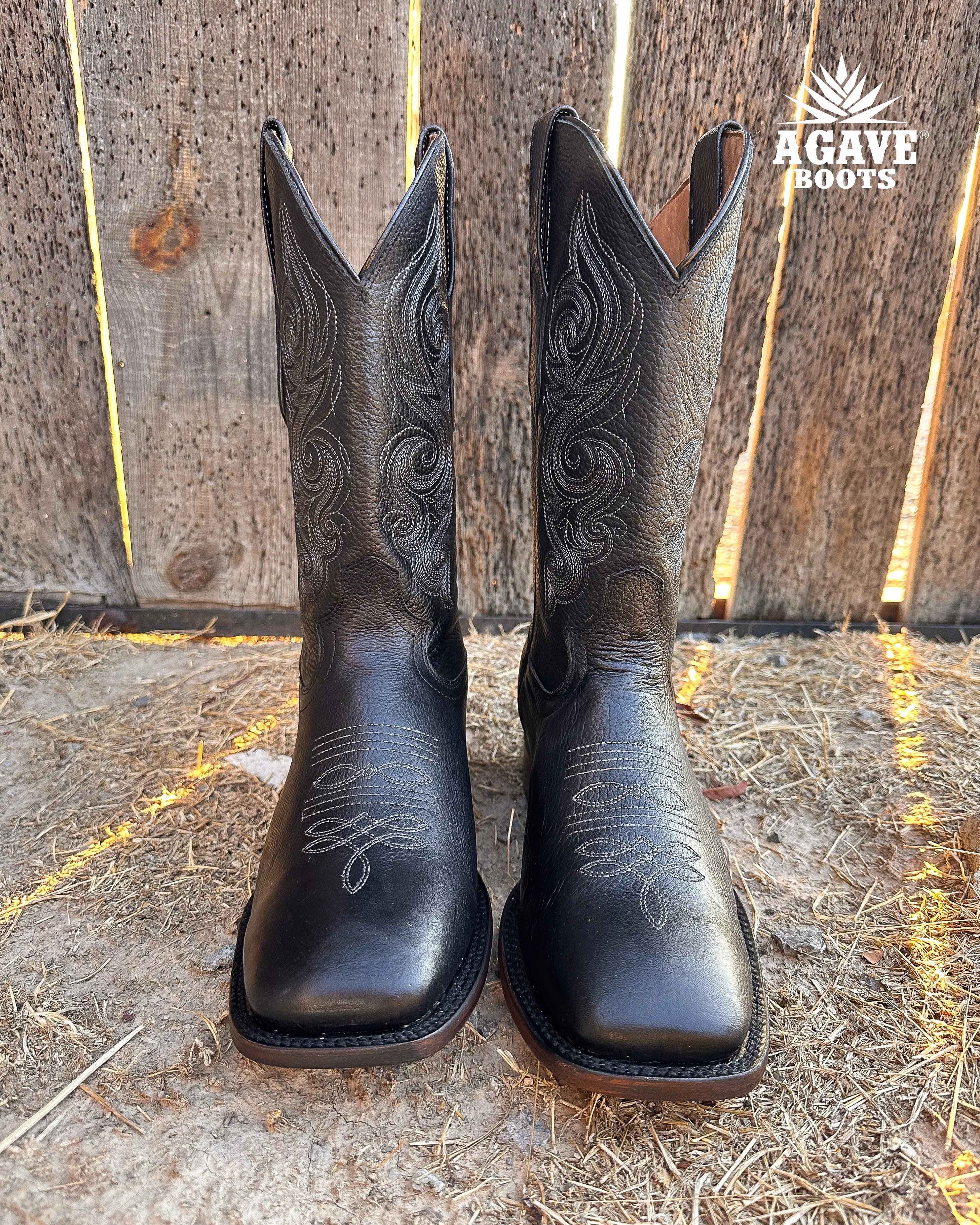 "BLACKOUT" | MEN SQUARE TOE COWBOY BOOTS